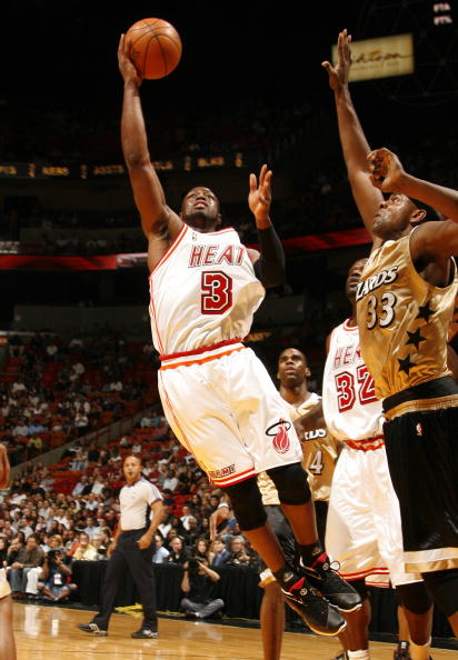 露头角的年 露头角的年