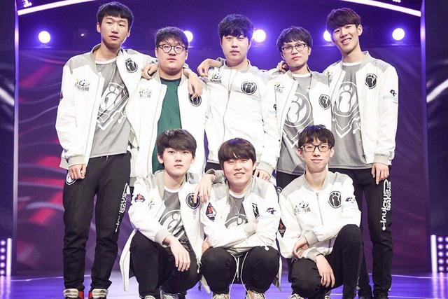 用的是阅兵 用的是阅兵