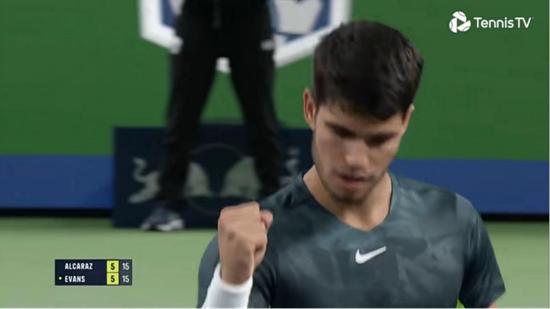 潘展乐等看 潘展乐等看